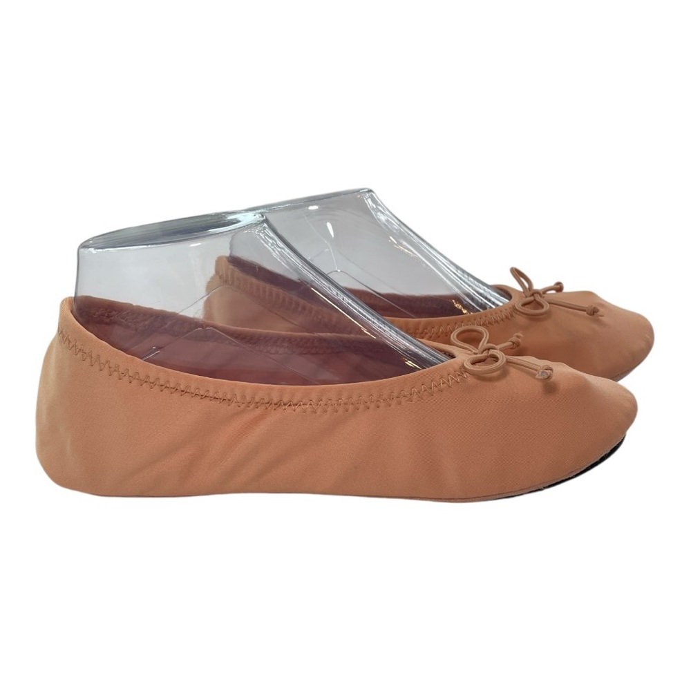 Isotoner Eco comfort Memory Foam Sand Color Slippers Women’s Sz Large (8-9) NWT - Picture 3 of 4